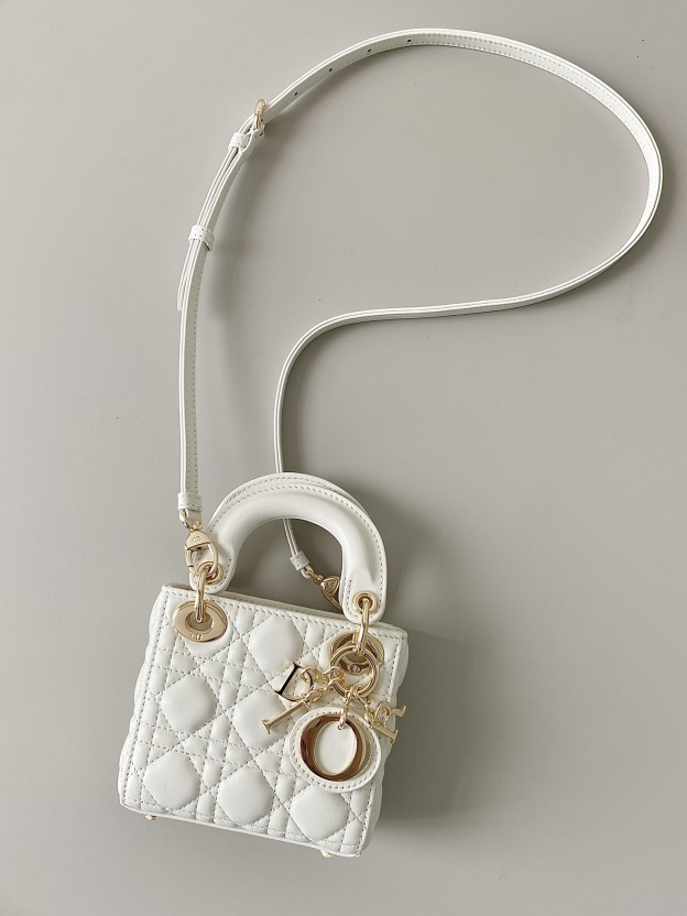 ディオール「Dior」LADYウルトラミニ レザー バッグ