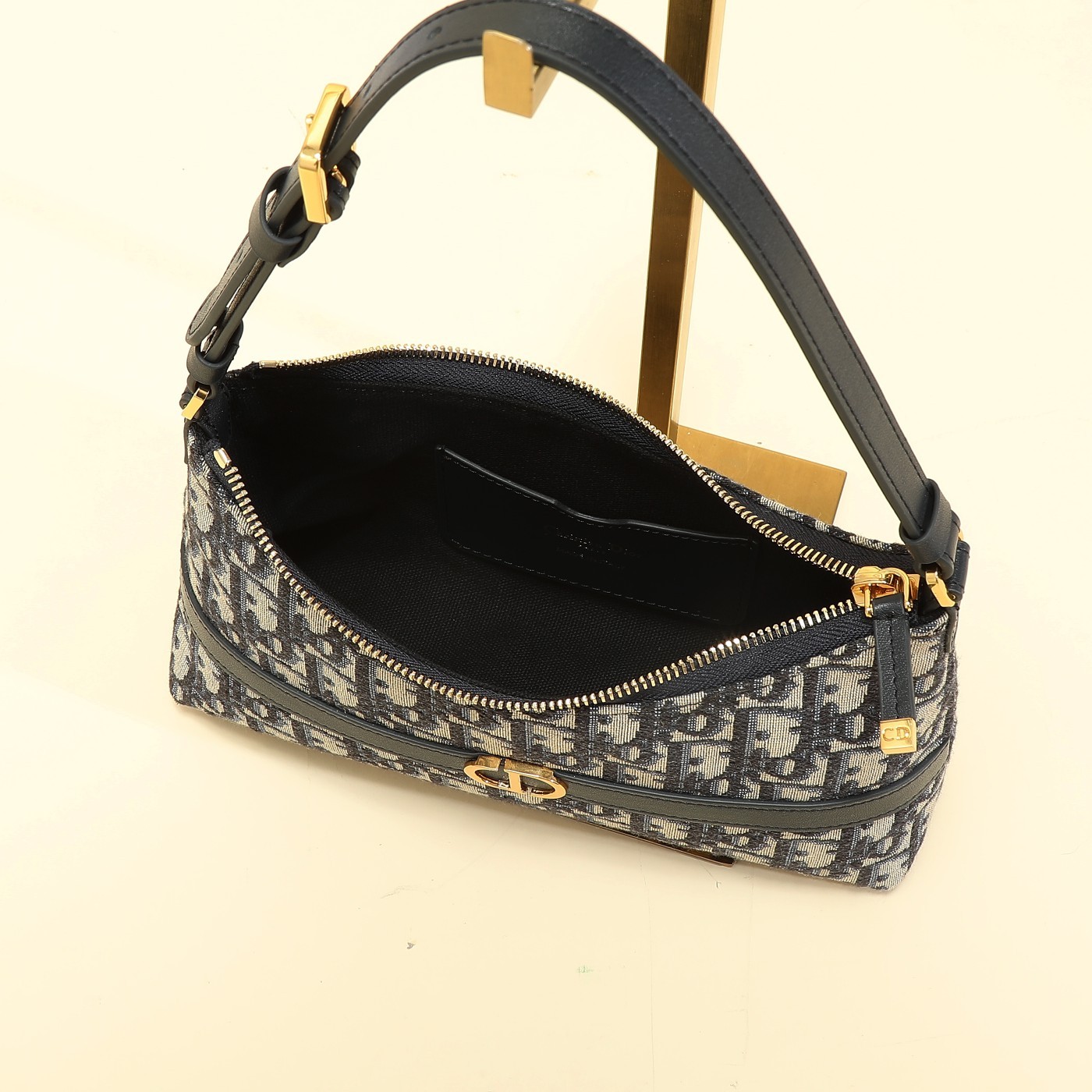 ディオール「Dior」30 MONTAIGNE オブリーク ミニ ショルダーバッグ