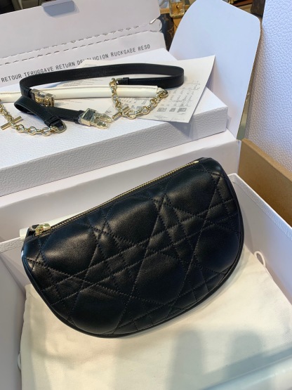 ディオール「Dior」ルナ クレセントバッグ レザー ショルダーバッグ