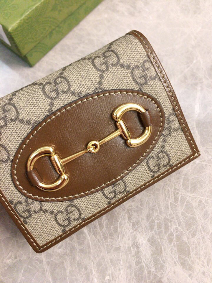 グッチ「Gucci」GG EMBLEM 財布