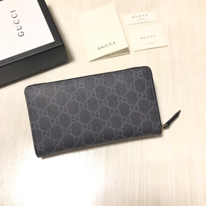 グッチ「Gucci」GG BLOOMS ジップアラウンドウォレット