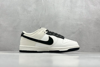 「コラボモデル」Burberry x NikeSB Dunk Low XC （Nike × BURBERRY Collaboration Nike SB Dunk Low XC）