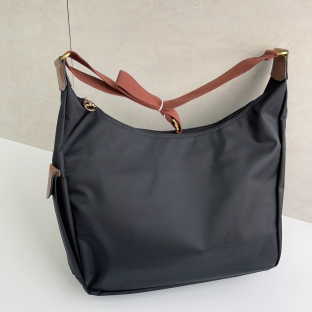 ロンシャン「Longchamp」Le Pliage Xtra ショルダーバッグ