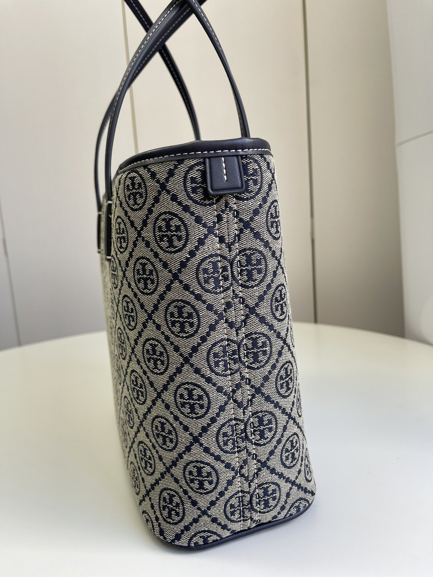 トリー バーチ「Tory Burch」 T Monogram ショッピングトート