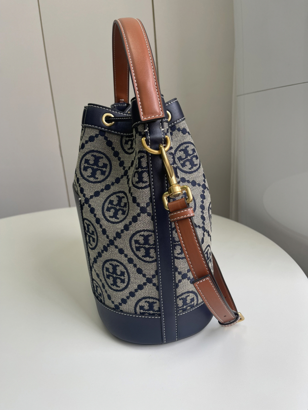 トリー バーチ「Tory Burch」 T Monogram バケットバッグ