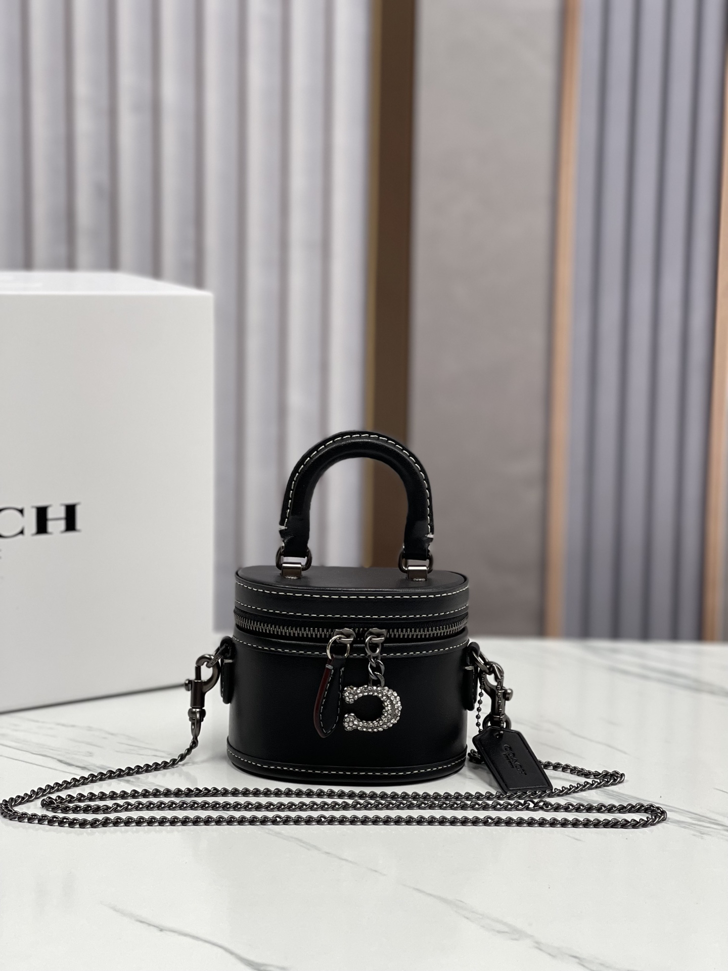 コーチ「Coach」Trail12 ミニボックスバッグ