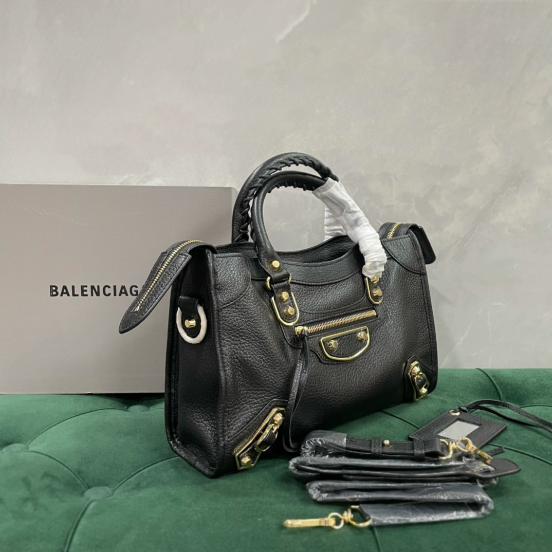 バレンシアガ「Balenciaga」Motocross Bag