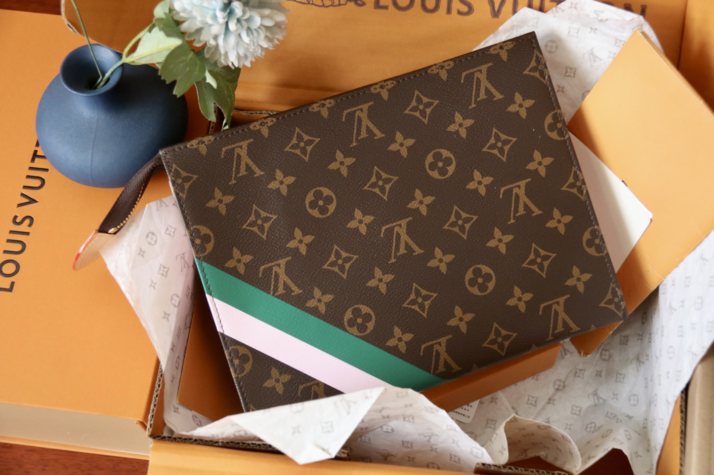 ルイ・ヴィトン「Louis Vuitton」Poche コスメケース