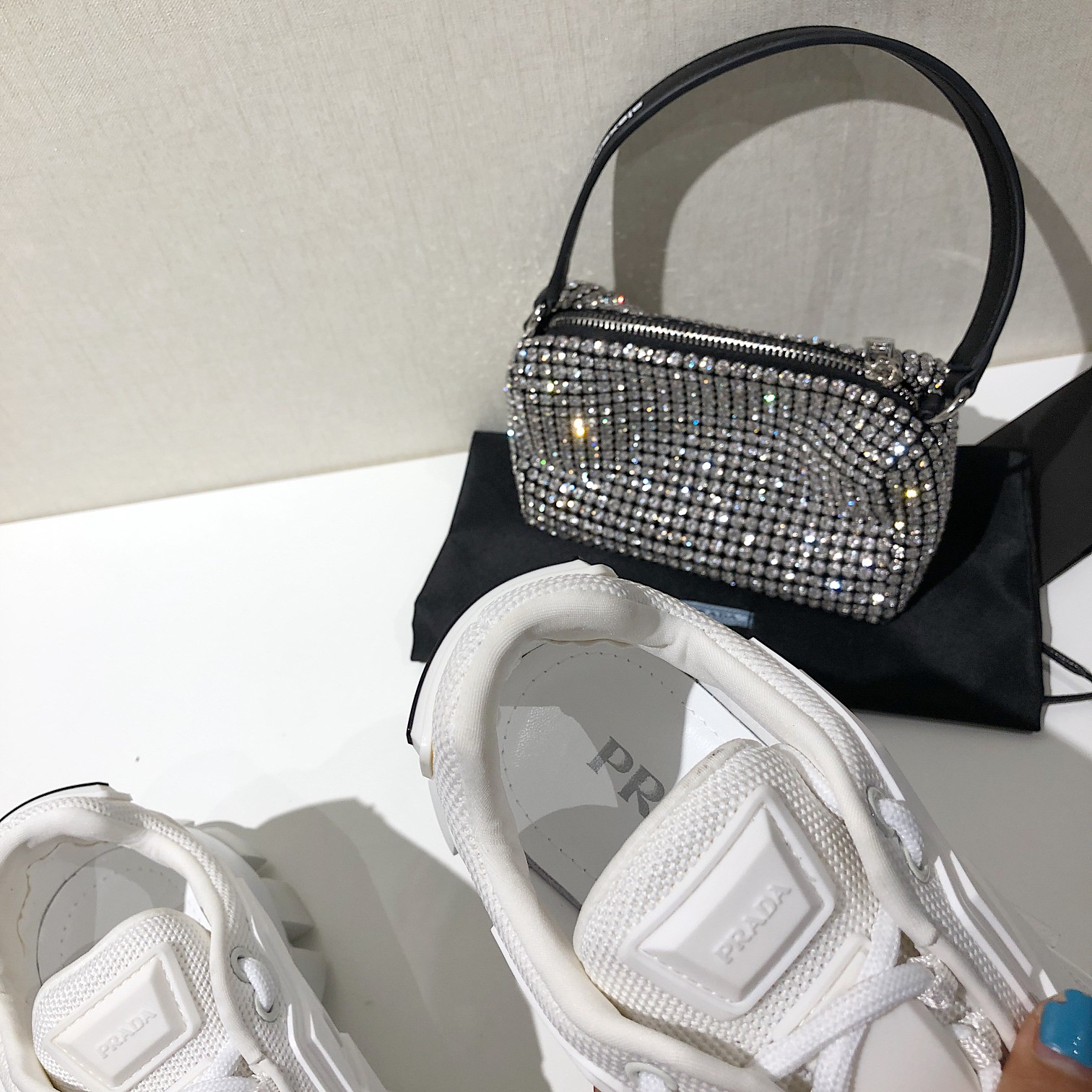 プラダ「Prada」 ディアドラ スニーカー