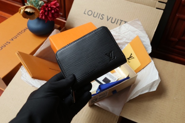 ルイ・ヴィトン「Louis Vuitton」ジッピー･コイン パース