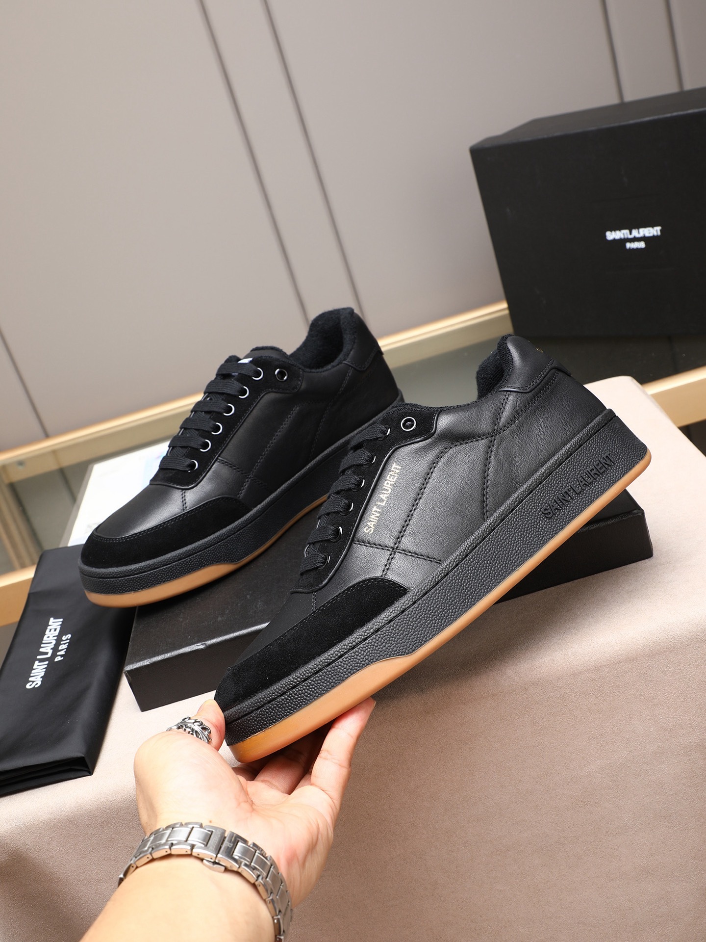 サンローラン「Saint Laurent」ローカット スニーカー