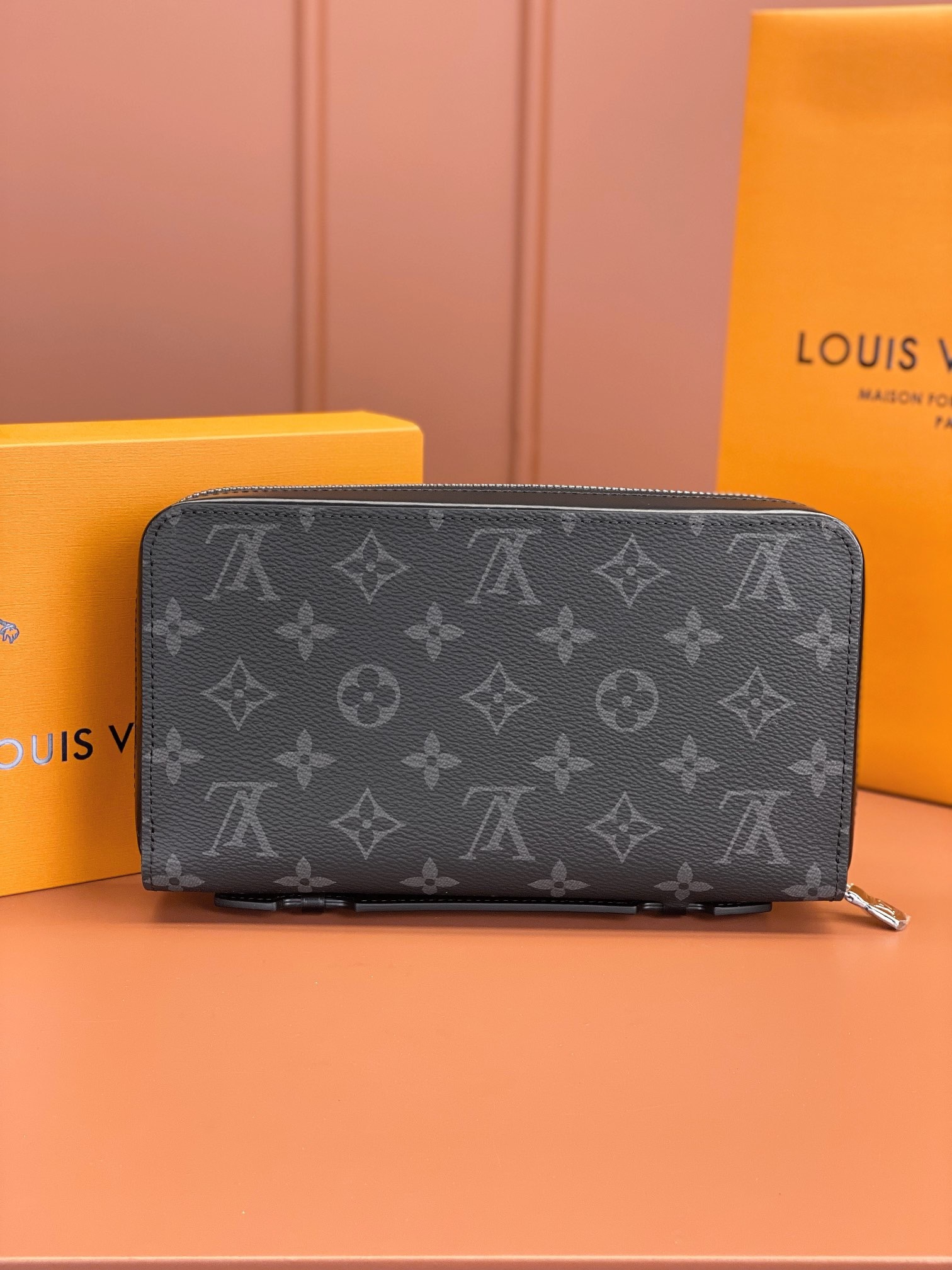 ルイ・ヴィトン「Louis Vuitton」ジッピーXL
