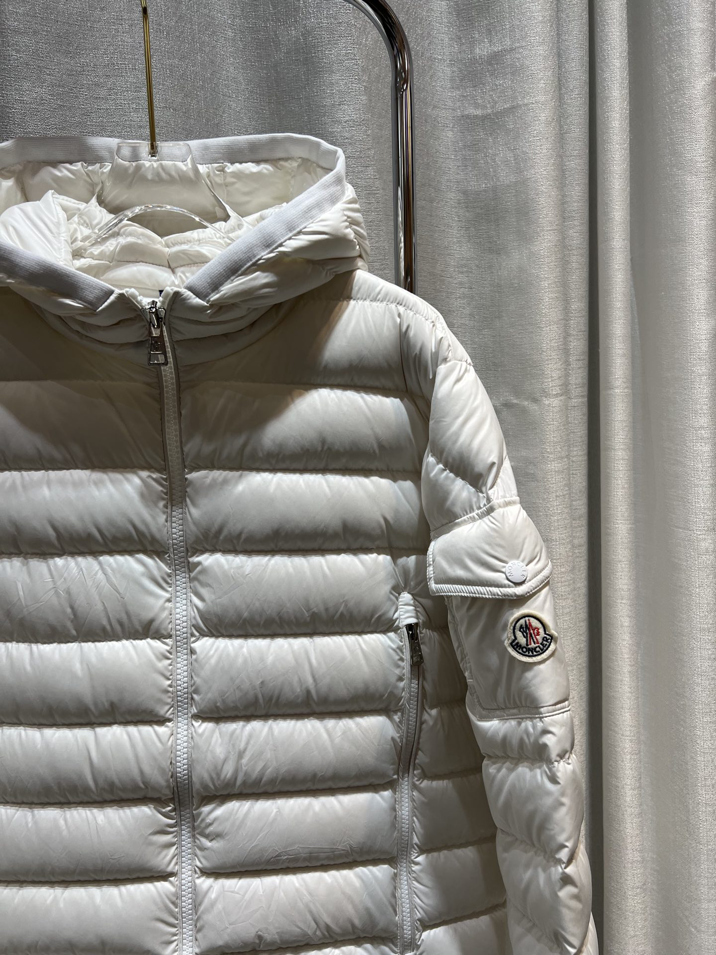 モンクレール「Moncler」Galion ライトダウンジャケット