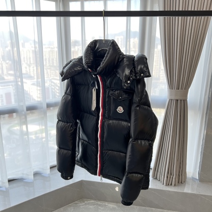 モンクレール「Moncler」トリコロールストラップ ダウンジャケット