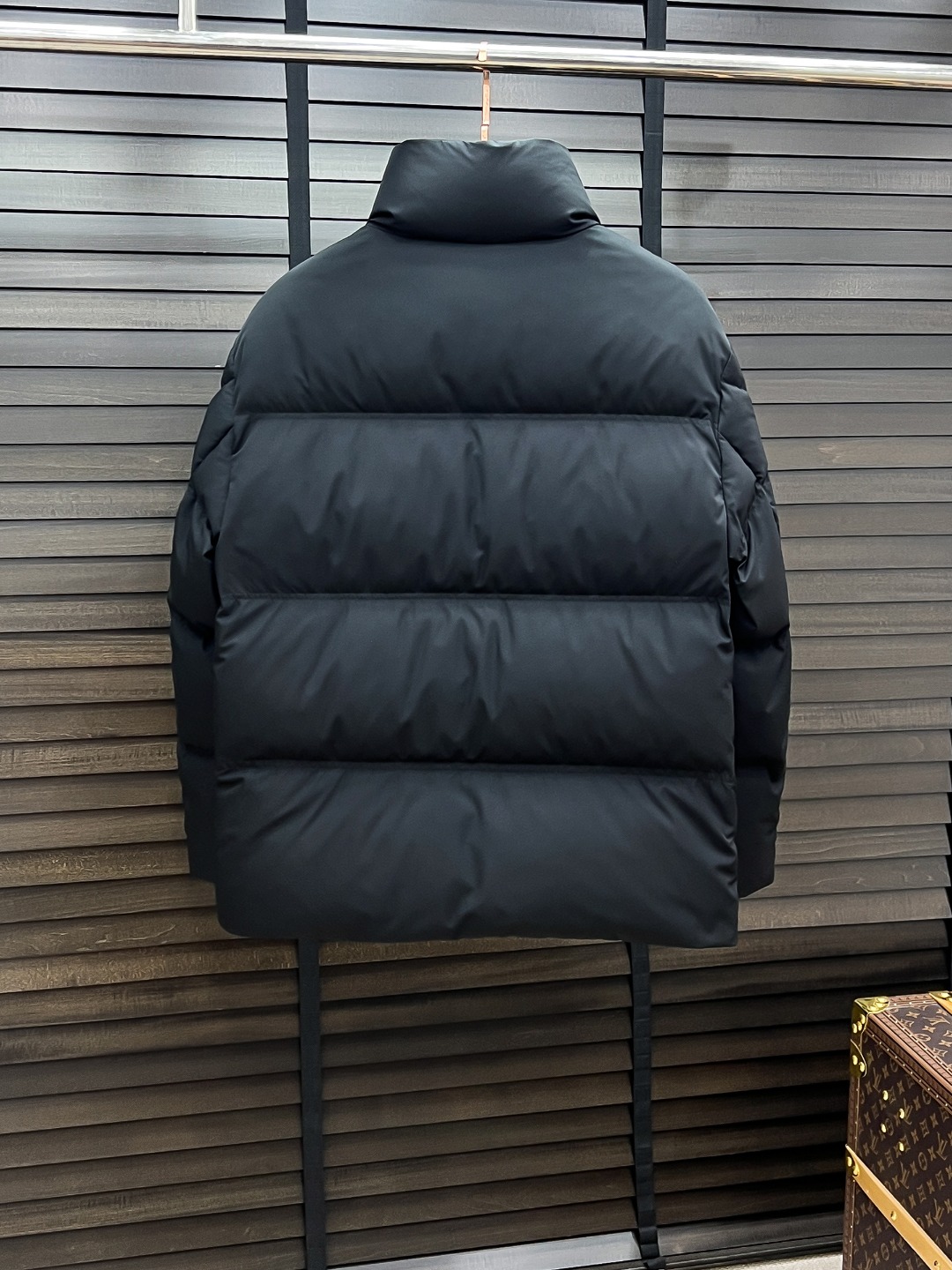 モンクレール「Moncler」スタンドカラー ダウンジャケット