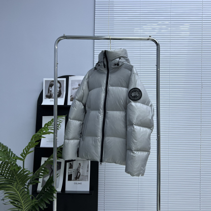 カナダグース「Canada Goose」Crofton Puffer ダウンジャケット