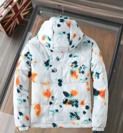 ルイ・ヴィトン「Louis Vuitton」モノグラム ダウン ジャケット