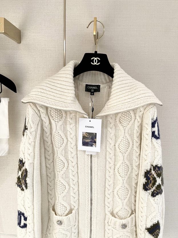 シャネル「Chanel」スペシャル ウールシルク カーディガン