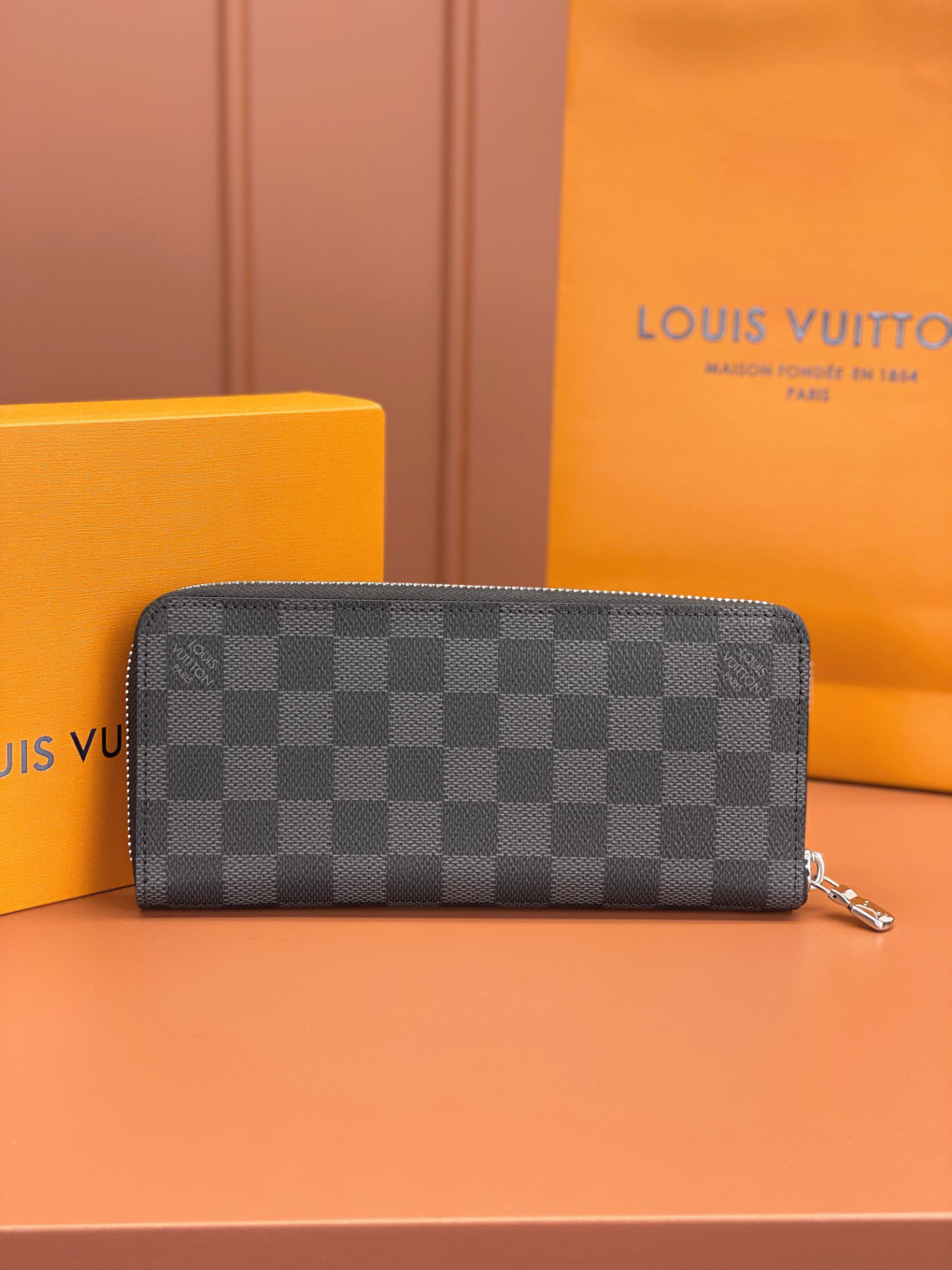 ルイ・ヴィトン「Louis Vuitton」ジッピーウォレット･ヴェルティカル