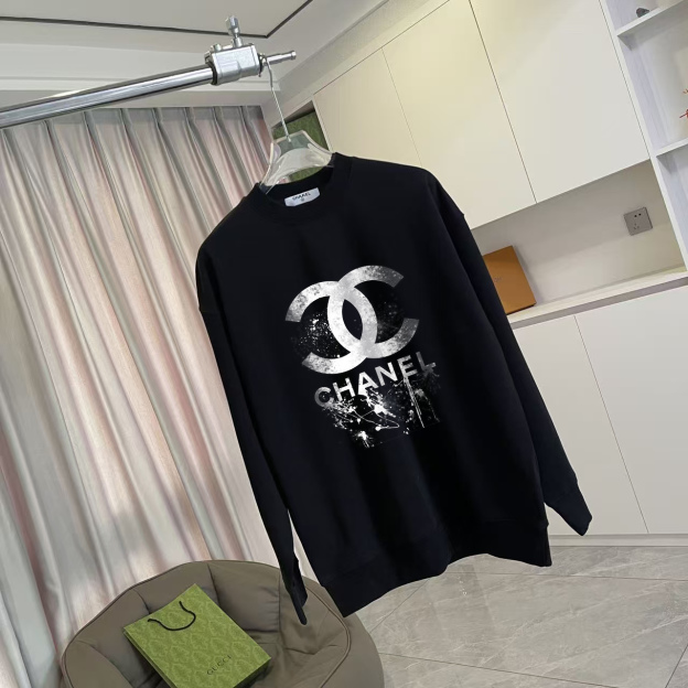シャネル「Chanel」ダブルC ロゴ プリント スウェットシャツ