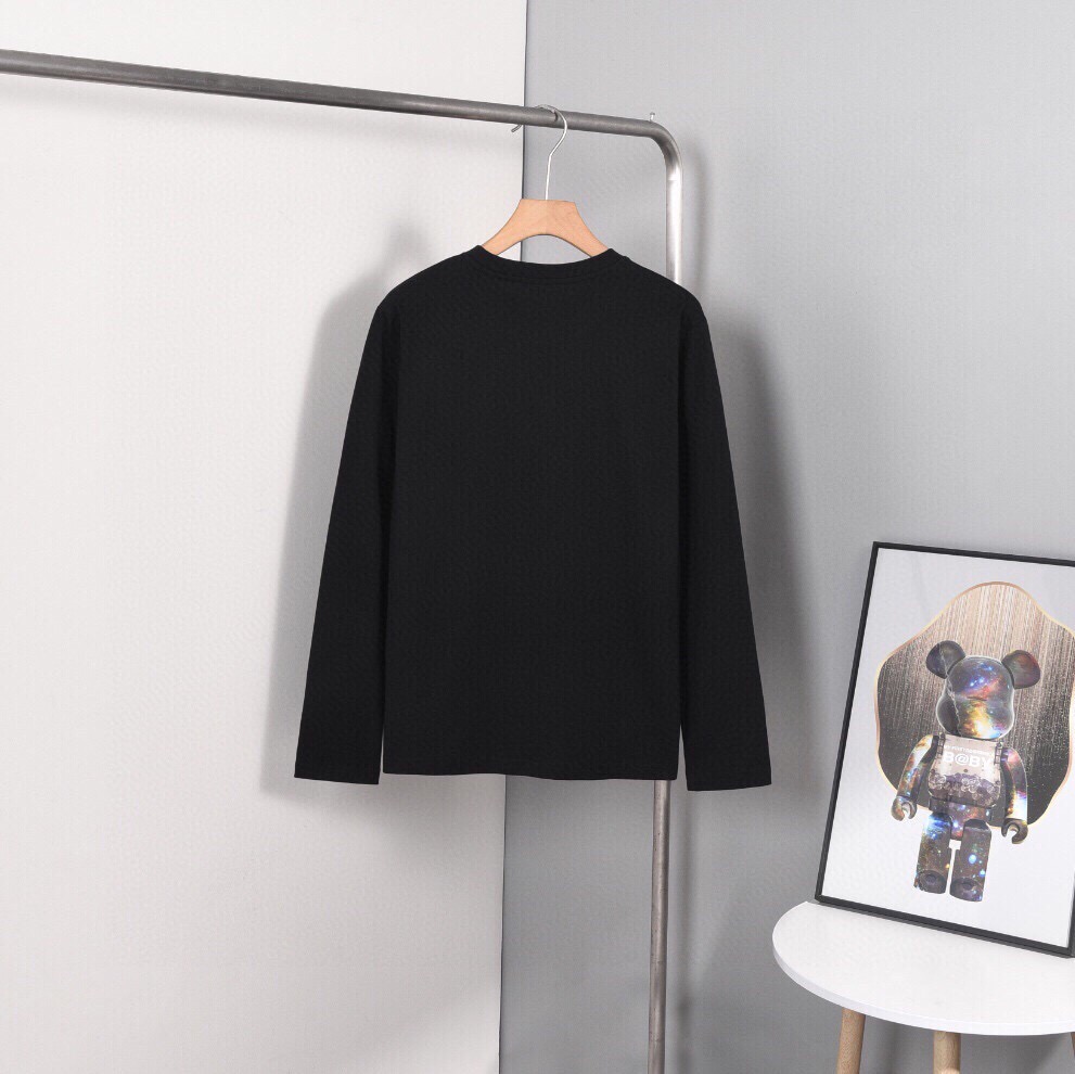 シャネル「Chanel」ロゴ プリント クルーネック スウェット