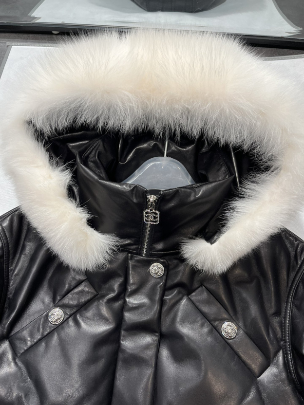 シャネル「Chanel」Coco Neige スキー ダウンジャケット