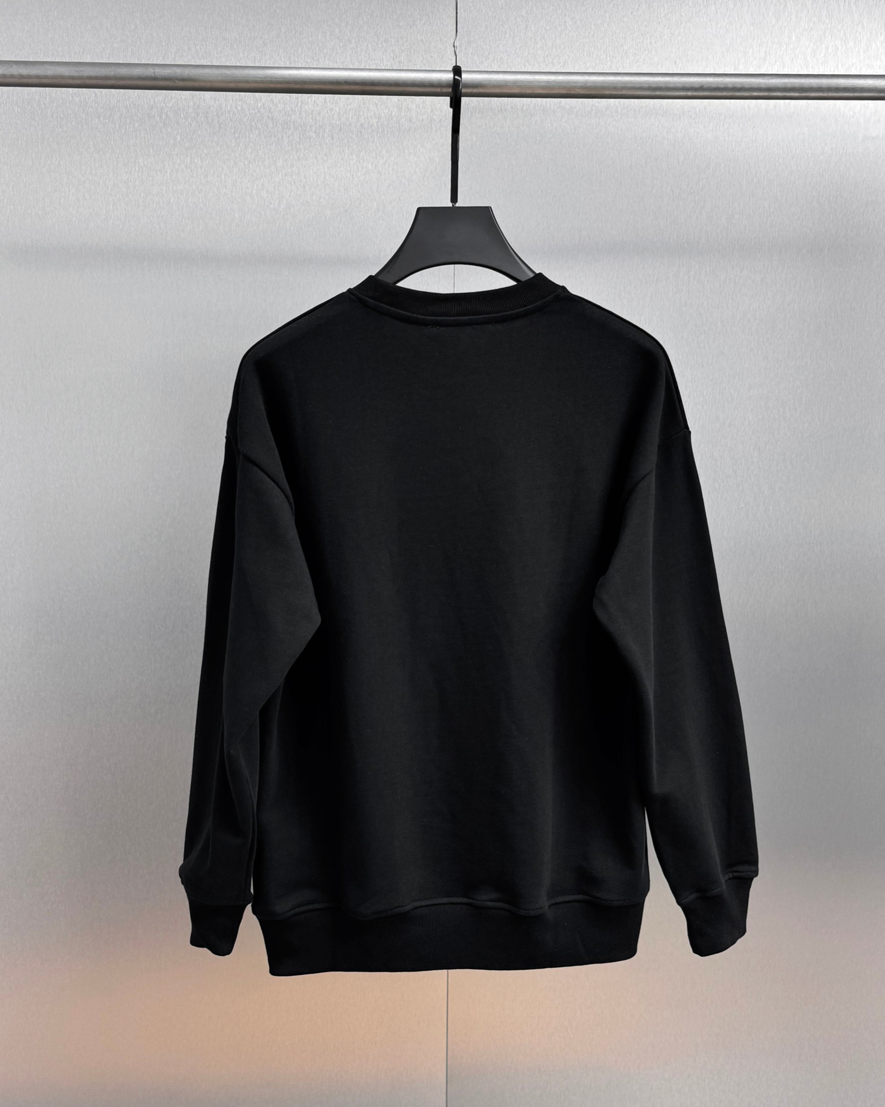 グッチ「Gucci」ロゴ プリント ラウンドネック スウェットシャツ