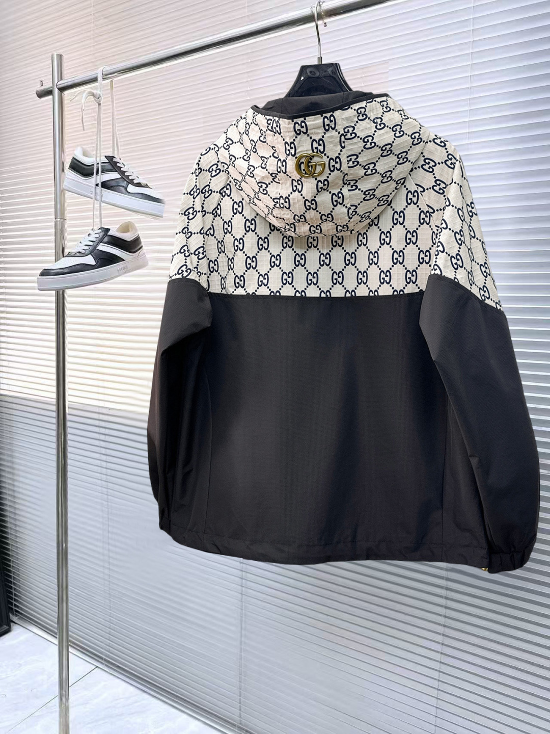 グッチ「Gucci」ショーケース メモリージャケット