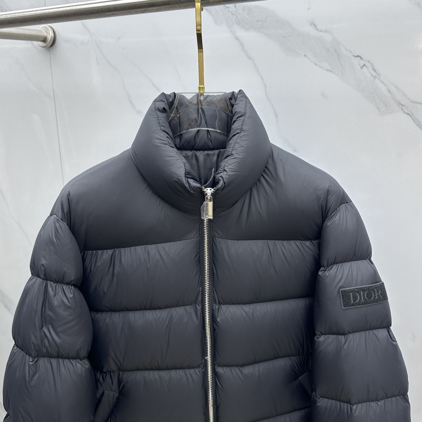 ディオール「Dior」OBLIQUE テクニカル ダウン ジャケット