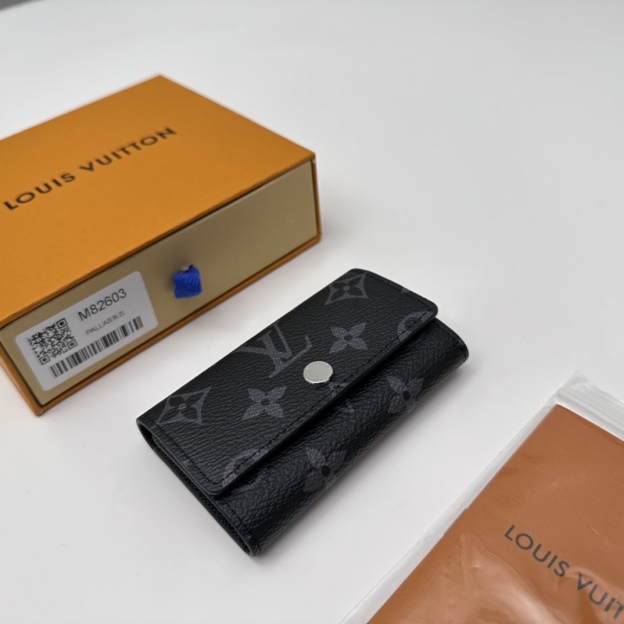 ルイ・ヴィトン「Louis Vuitton」キーケース ミュルティクレ 6