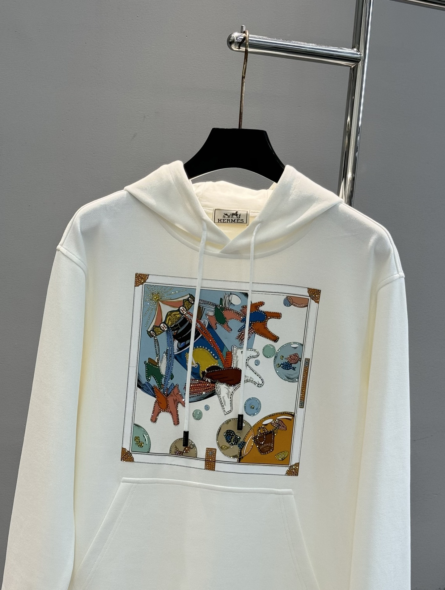 エルメス「Hermès」グラフィティ プリント フーディー