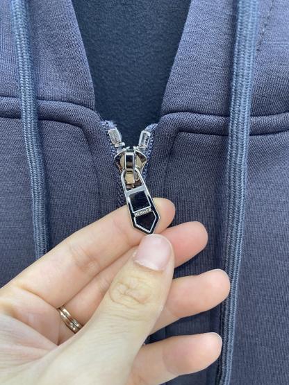 エルメス「Hermès」アプリケ スラウチショルダー パーカー