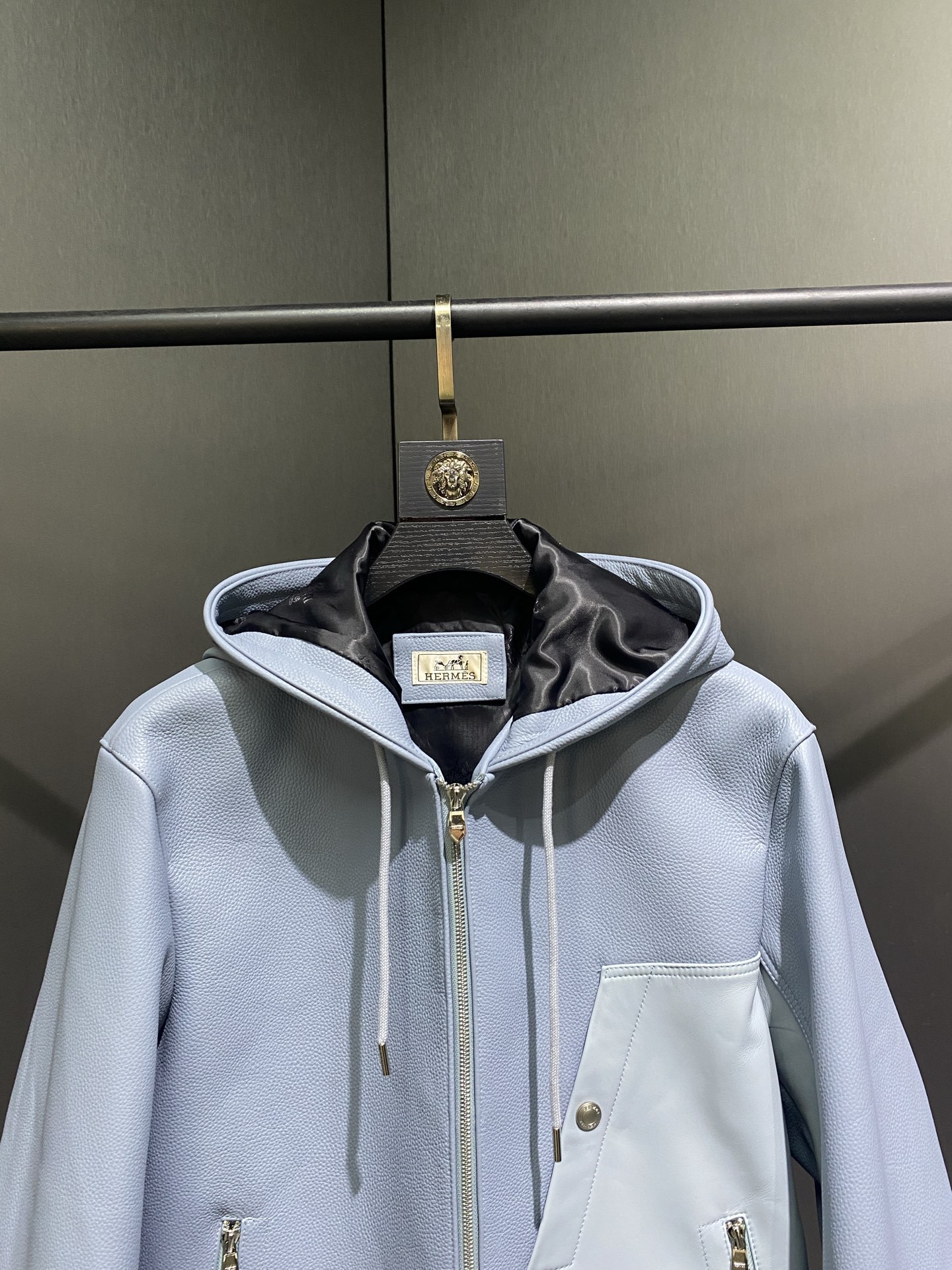 エルメス「Hermès」トップレザー フーデッド ジャケット