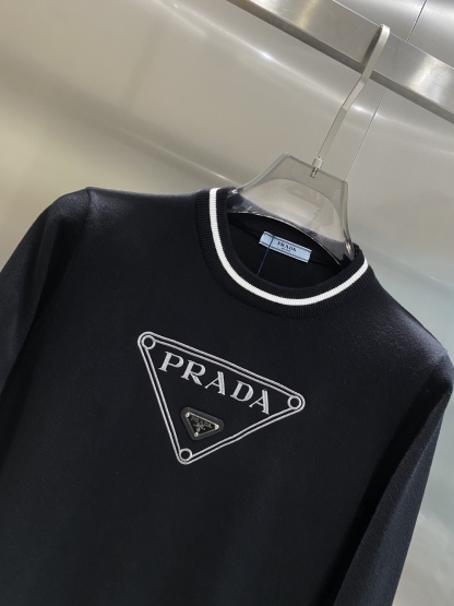 プラダ「Prada」リブトリム クルーネック セーター