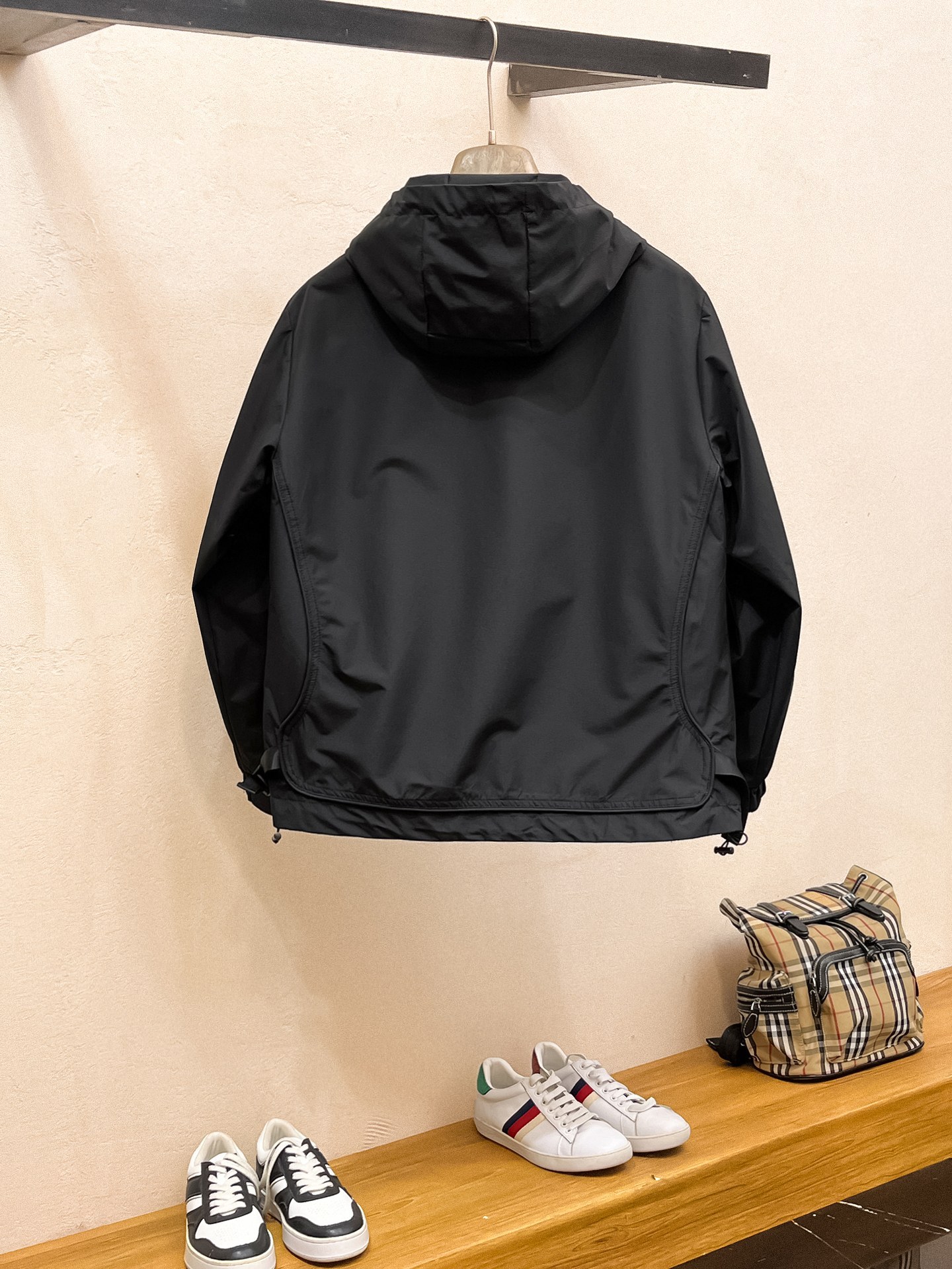 プラダ「Prada」テクニカル ジャケット