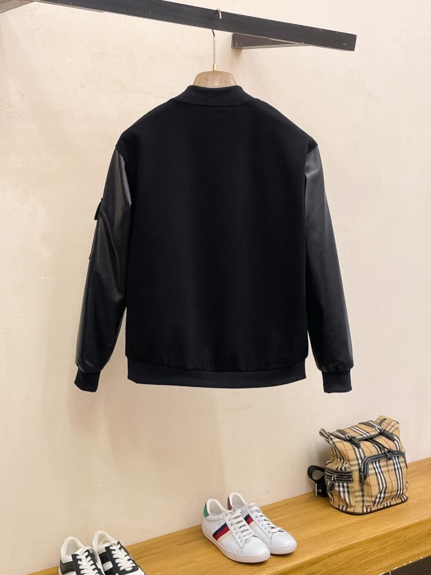 プラダ「Prada」テクニカル ジャケット