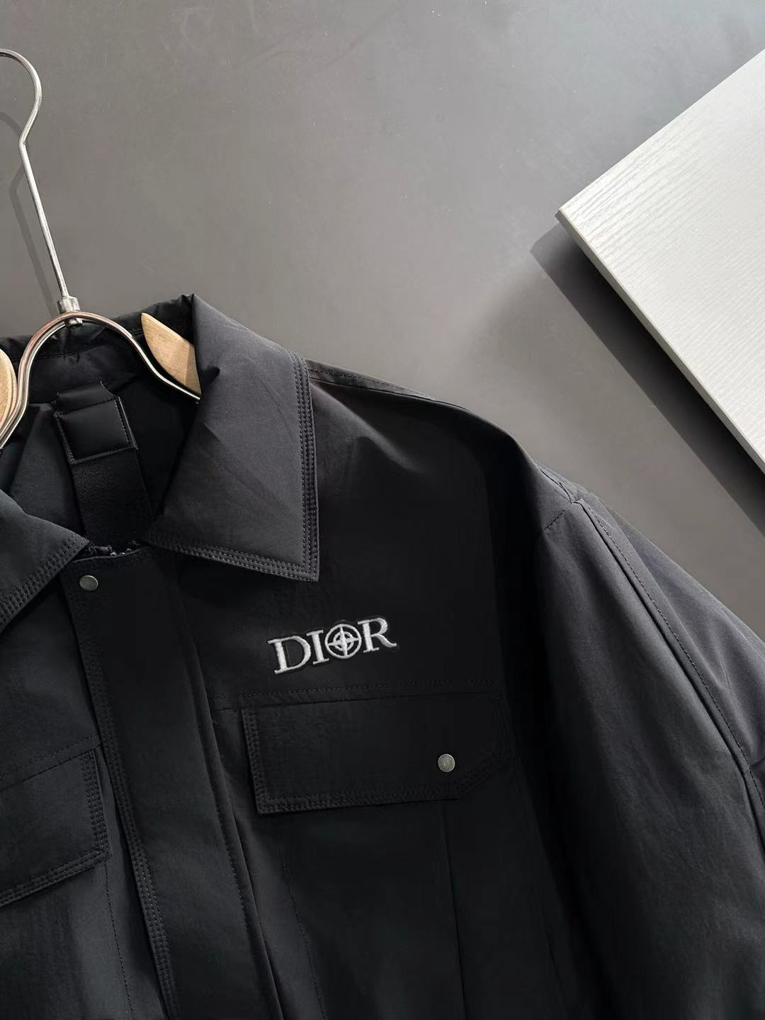 ディオール「Dior」OBLIQUE ダウンジャケット