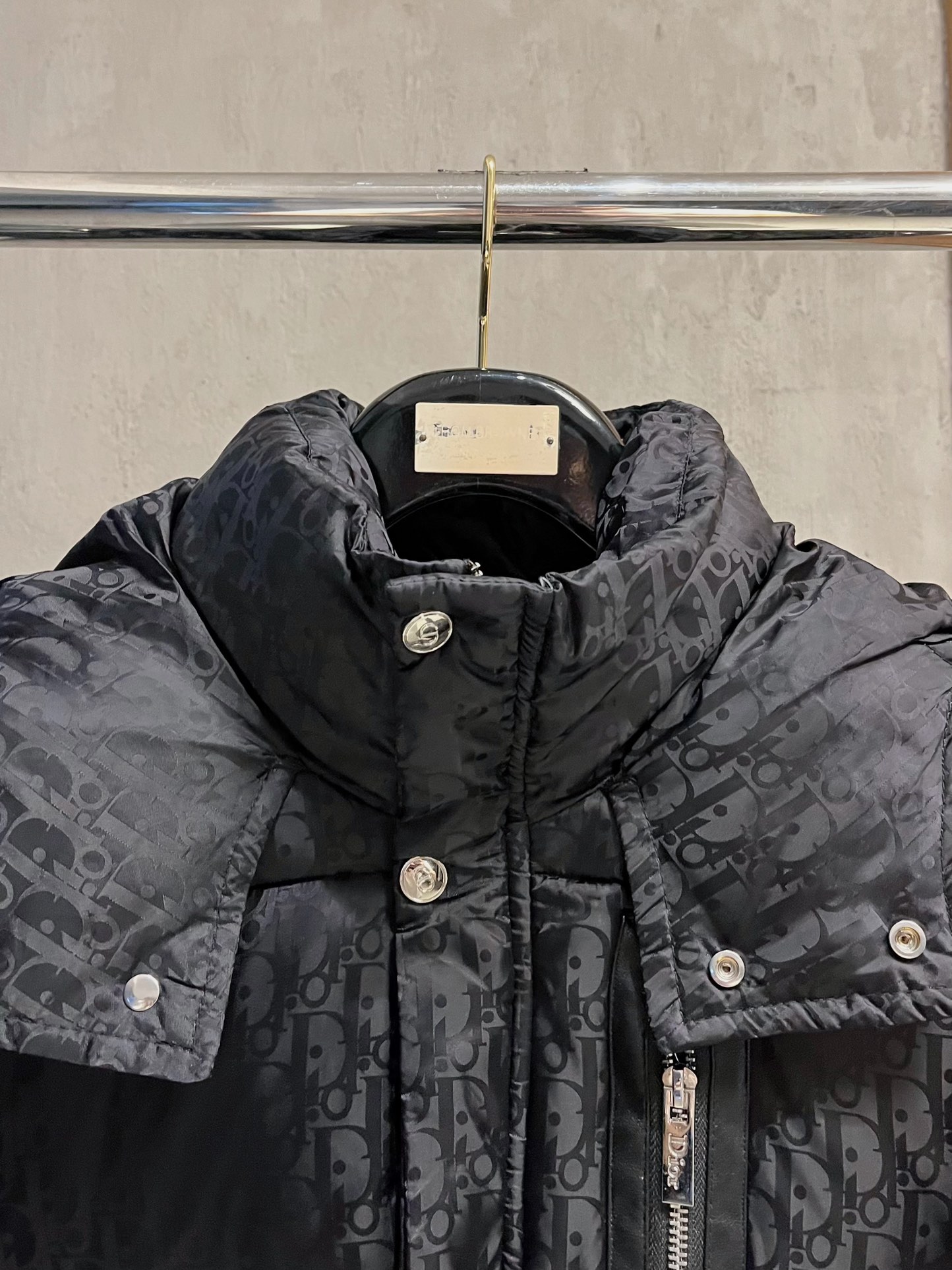 ディオール「Dior」OBLIQUE キルティング ダウンジャケット