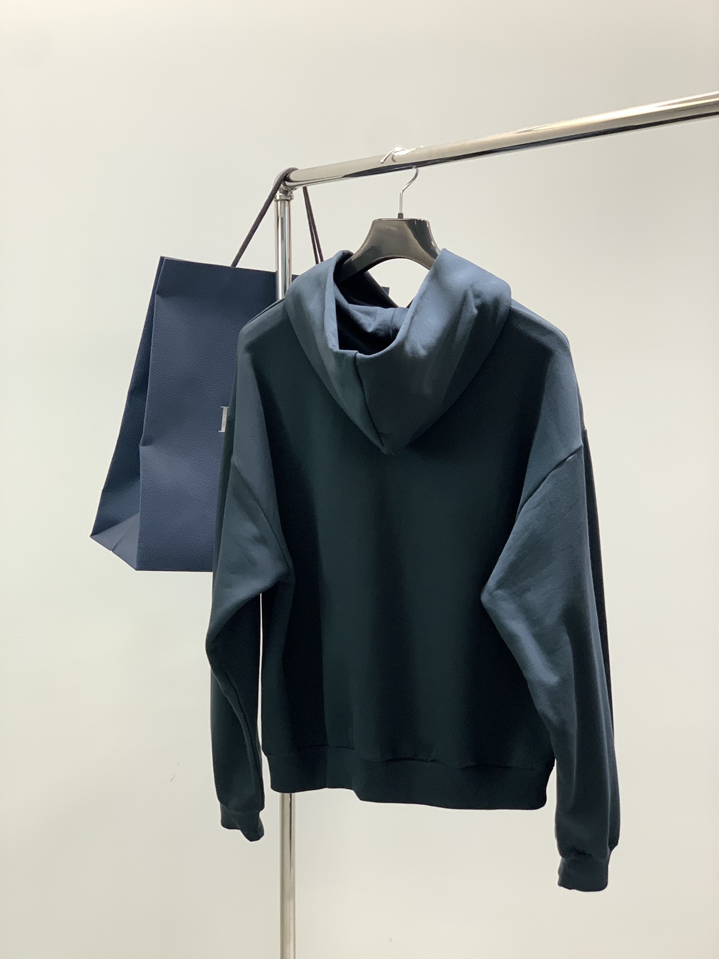 ディオール「Dior」刺繍ロゴ フーデッド スウェットシャツ