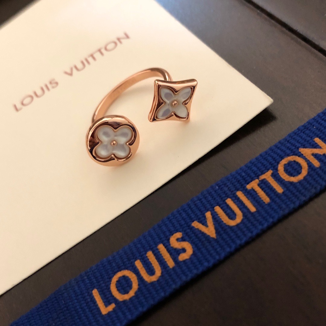 ルイ・ヴィトン「Louis Vuitton」Flower Waves リング