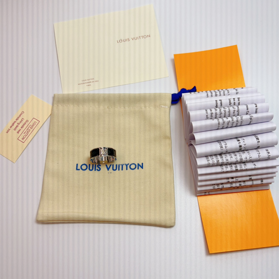 ルイ・ヴィトン「Louis Vuitton」Epi リング