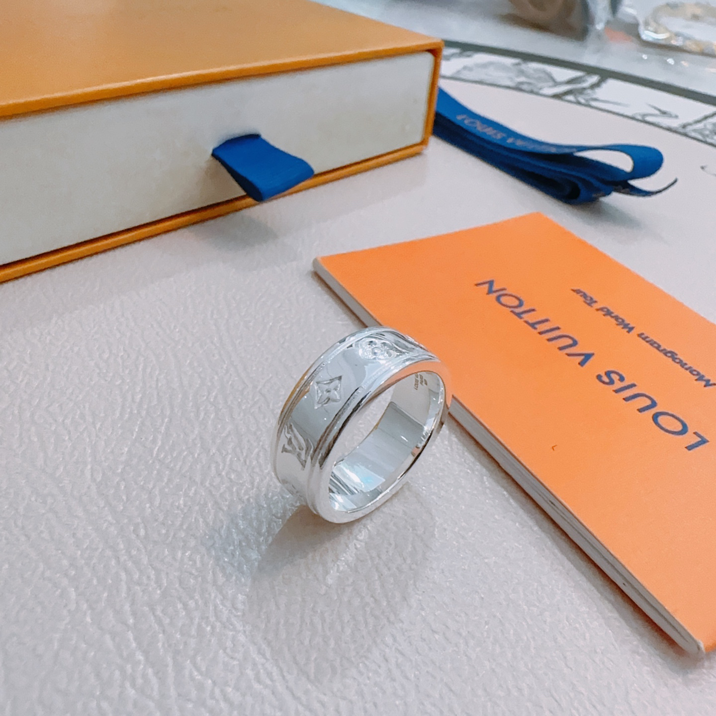 ルイ・ヴィトン「Louis Vuitton」Mosaic Chain リング