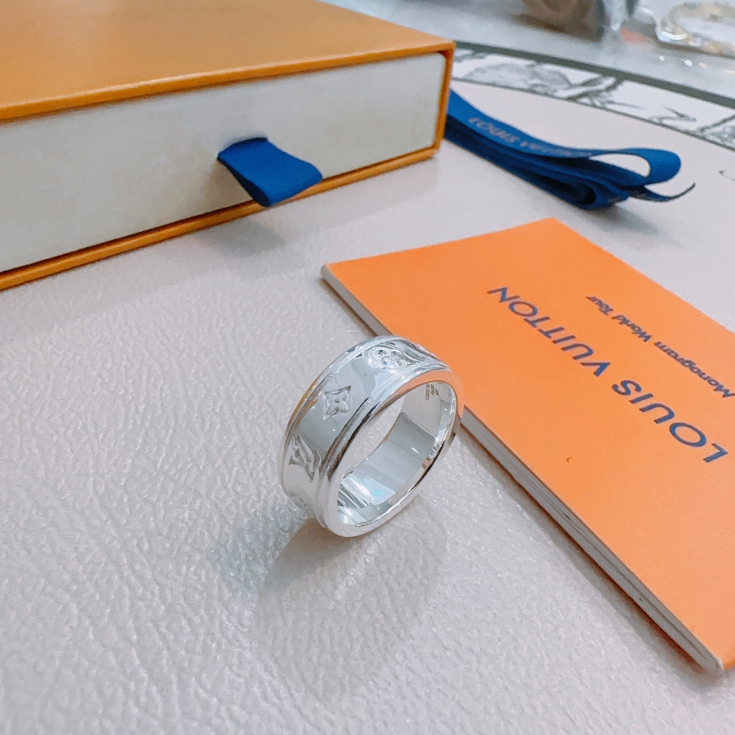 ルイ・ヴィトン「Louis Vuitton」Mosaic Chain リング