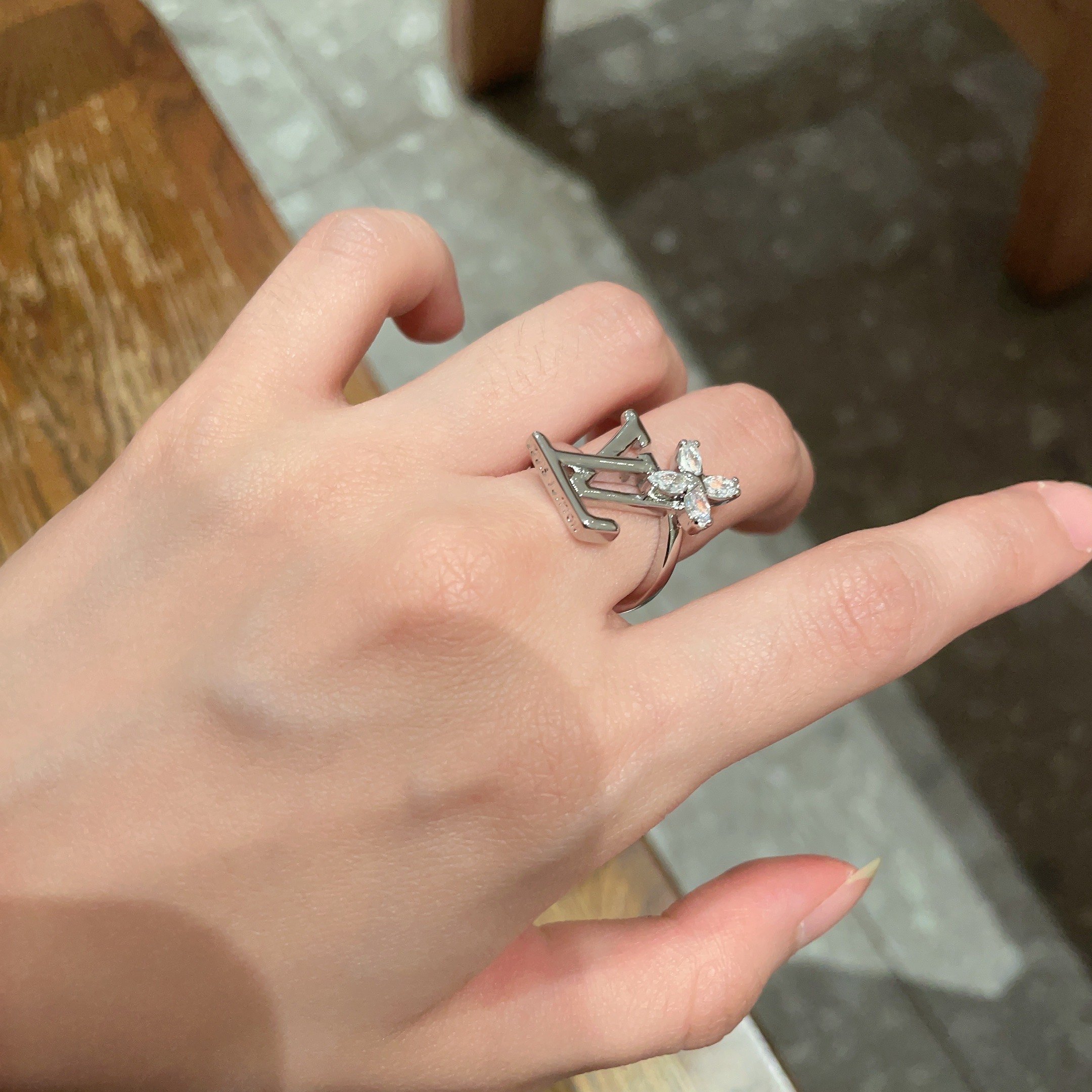 ルイ・ヴィトン「Louis Vuitton」Diamonds Pavé リング