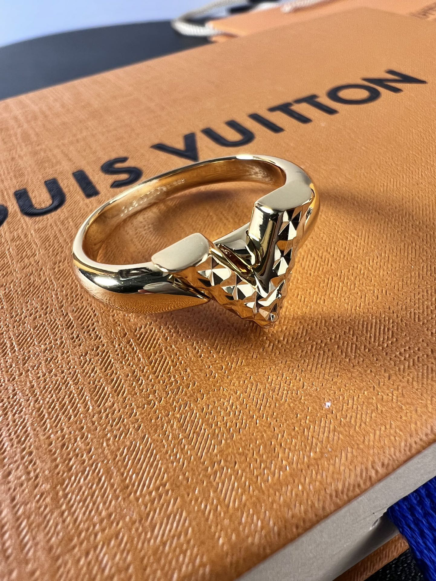 ルイ・ヴィトン「Louis Vuitton」Blossomリング