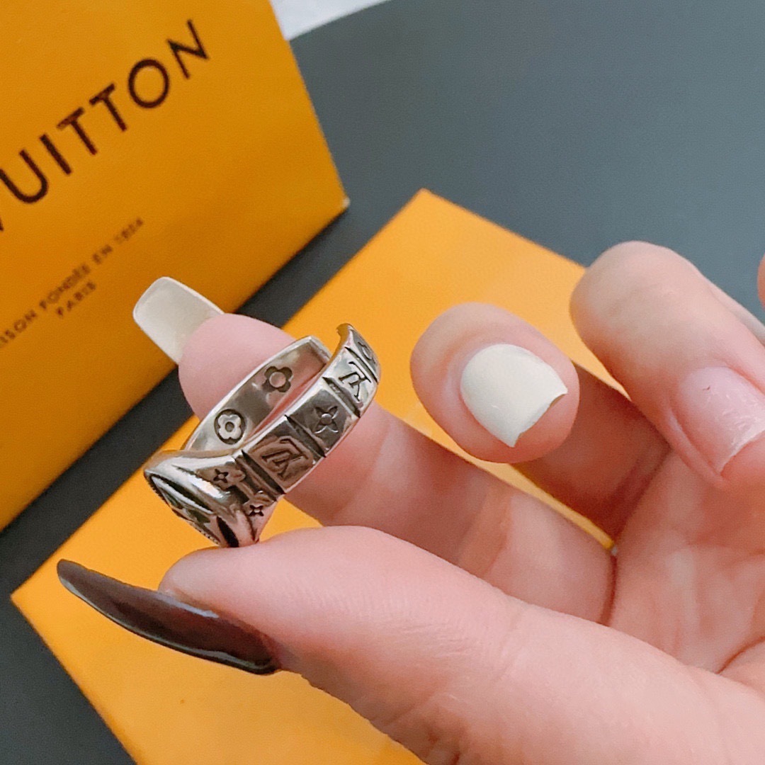ルイ・ヴィトン「Louis Vuitton」Heritage リング