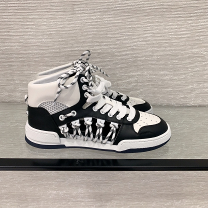 ディオール「Dior」2025 新作 ランウェイ スニーカー