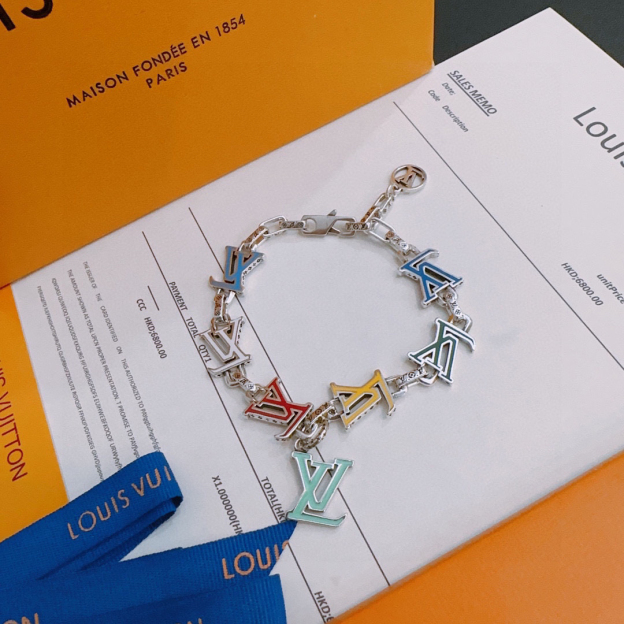 ルイ・ヴィトン「Louis Vuitton」ヴィンテージシルバースタイル ブレスレット