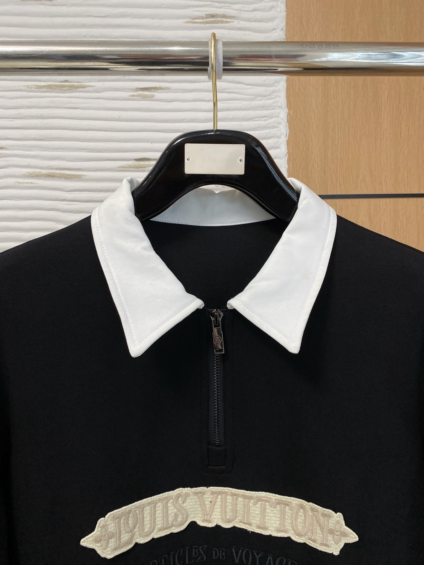 ルイ・ヴィトン「Louis Vuitton」2025秋冬 メンズ スポーツウェア セットアップ