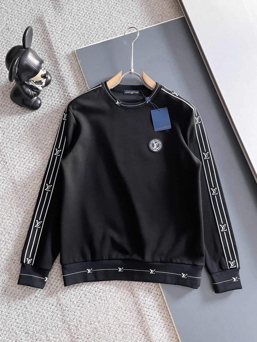 ルイ・ヴィトン「Louis Vuitton」2025秋冬 メンズ スポーツウェア セットアップ